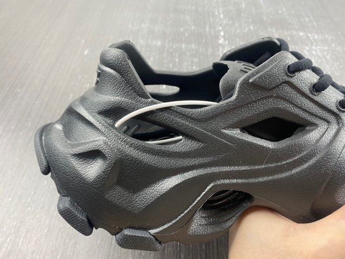 balenciag* sandal17