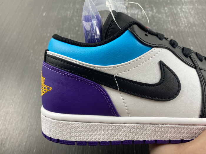 air jordan 1 low surF**es with aqua tones 553558-154