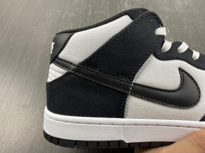 nike dunk unk mid ndm0621