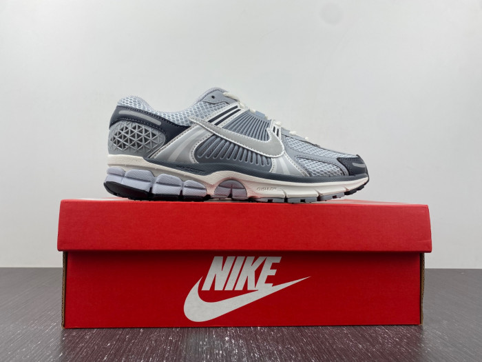 nike zoom vomero 5 fd9919-001