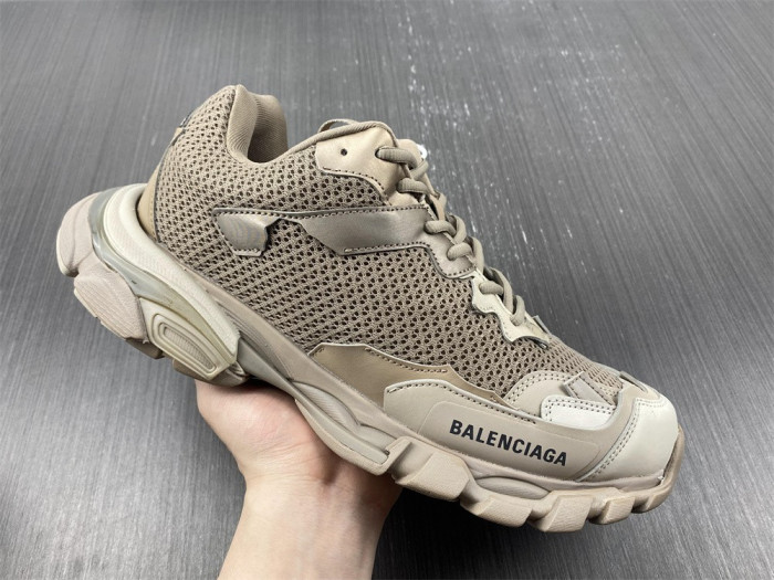 Ba*len*cia*ga track 8000011