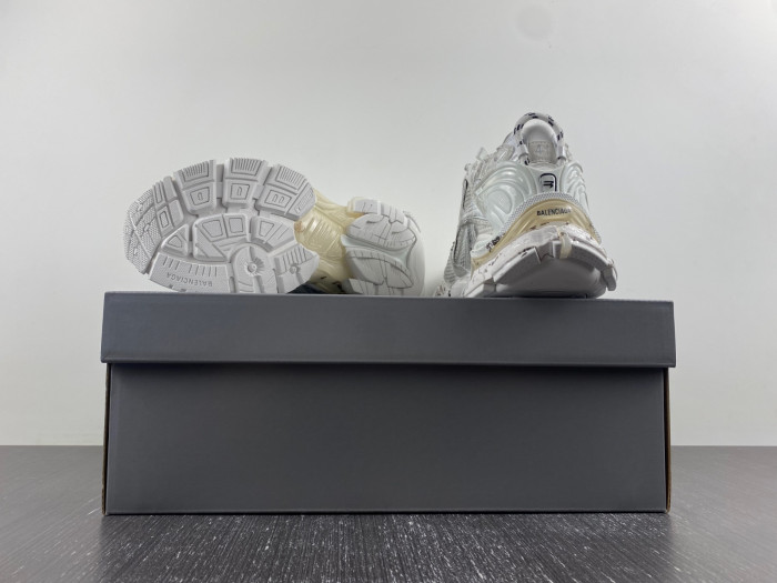 Ba*len*cia*ga runner sneaker