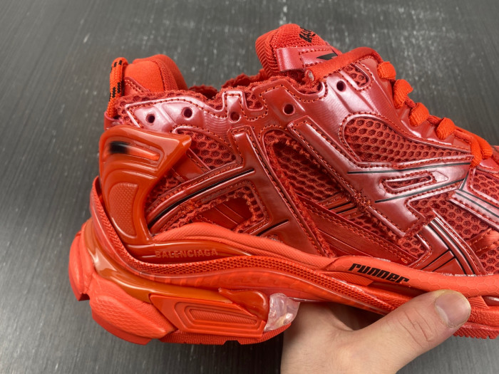 Ba*len*cia*ga runner sneaker