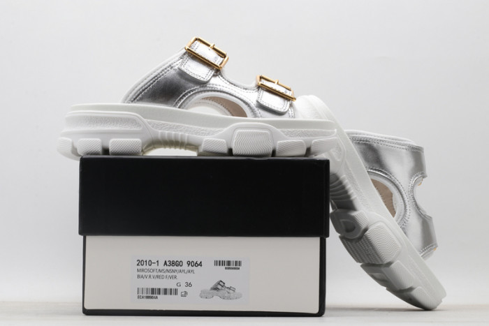 G*u*i* sandal39