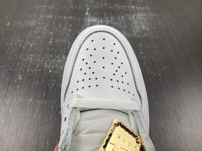 air jordan 1 retro high og metallic gold fd2596-107