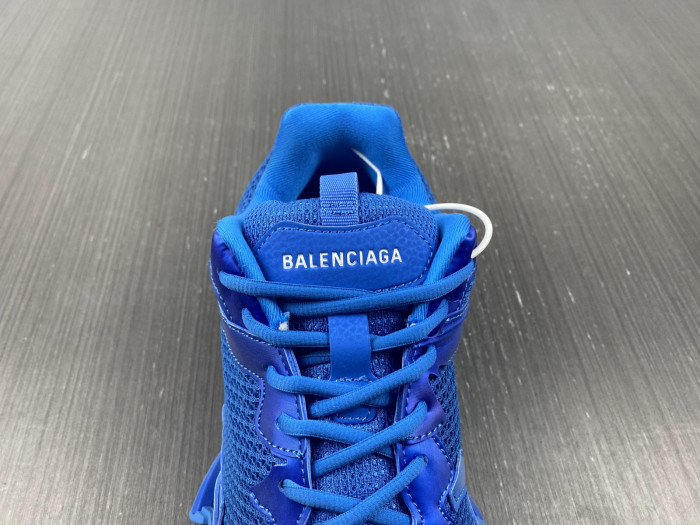 Ba*len*cia*ga track 8000010