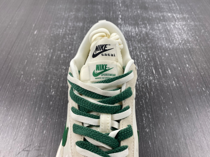 nike sacai x vaporwaffle ns11251
