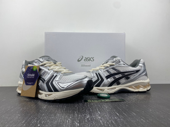 As*ic*s sneakers 1203a019