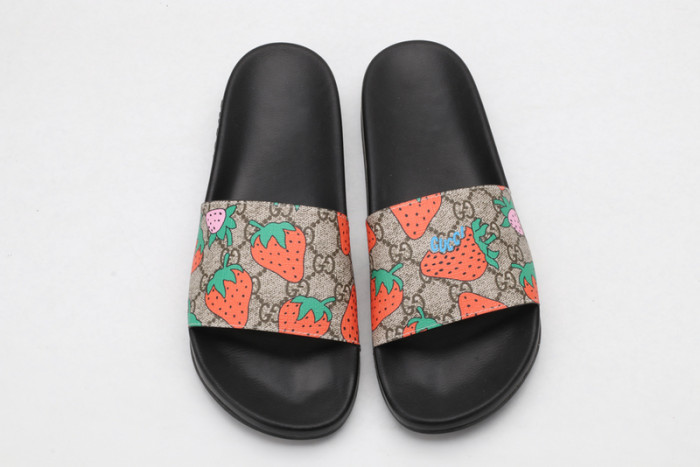 G*u*i* sandal44