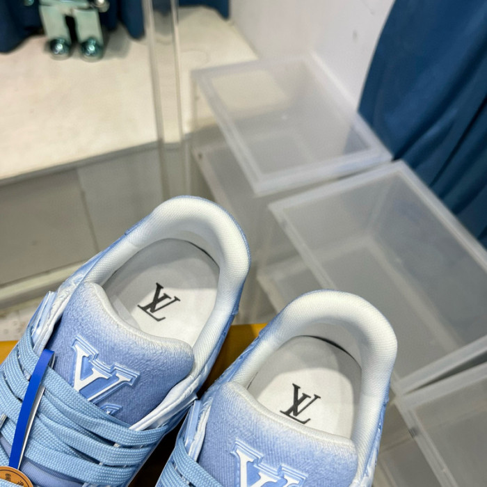 lv snekaers l0000240