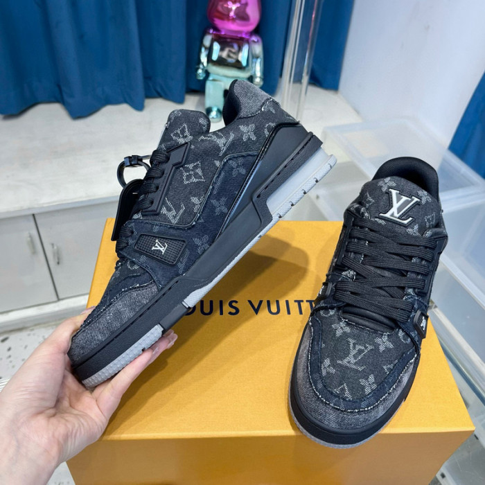 lv snekaers l0000151