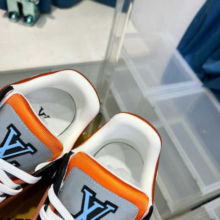 lv snekaers l0000256