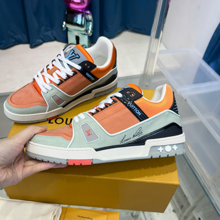 lv snekaers l0000256