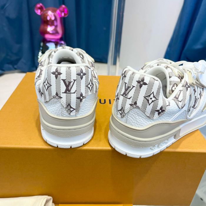 lv snekaers l0000266