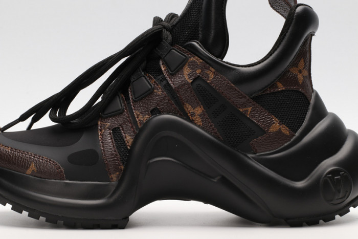 lv snekaers l000006