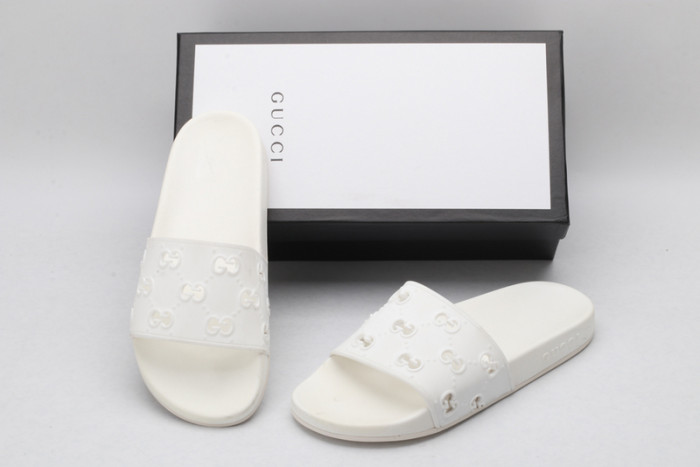 G*u*i* sandal11