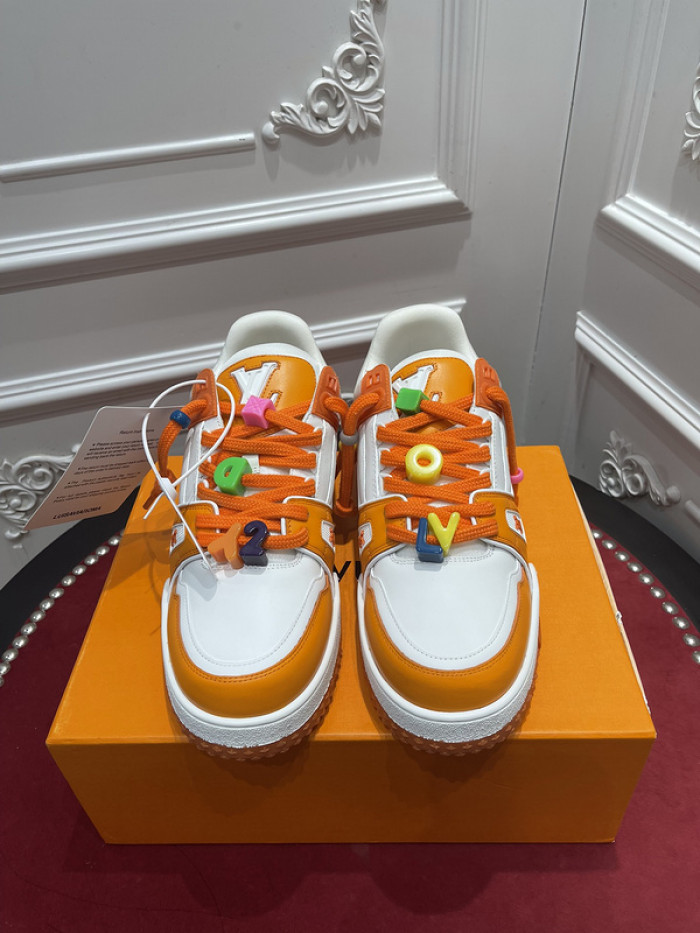 lv snekaers l000062