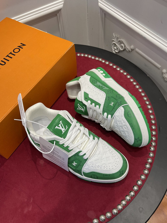 lv snekaers l000065