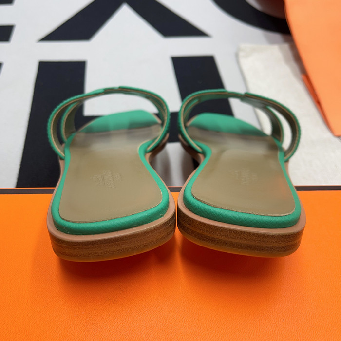 herme* sandal 23
