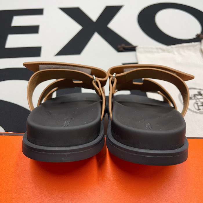 herme* sandal 43