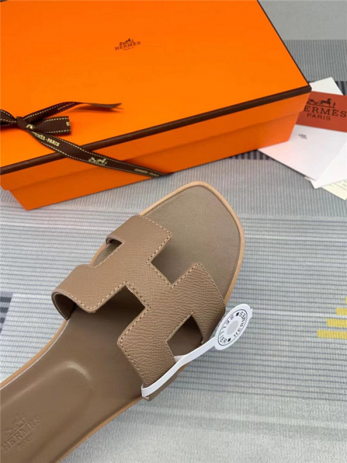herme* sandal hs68