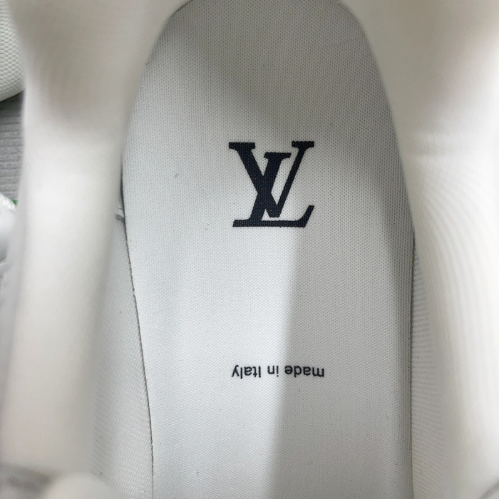 lv snekaers l000085