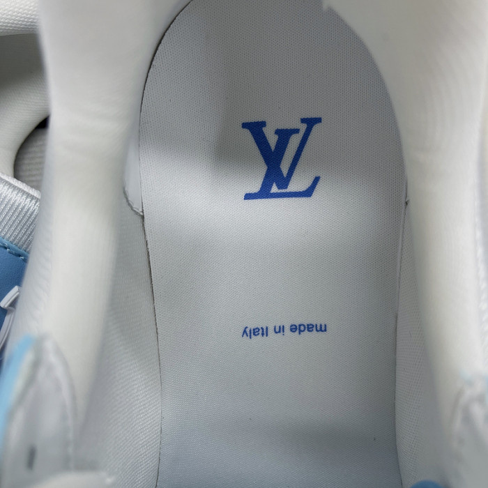 lv snekaers l000093