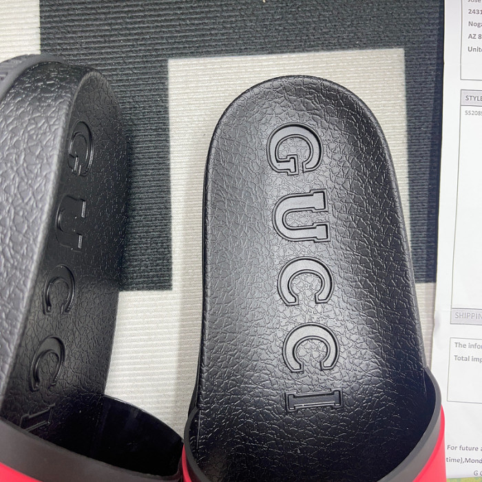 G*u*i* sandal89