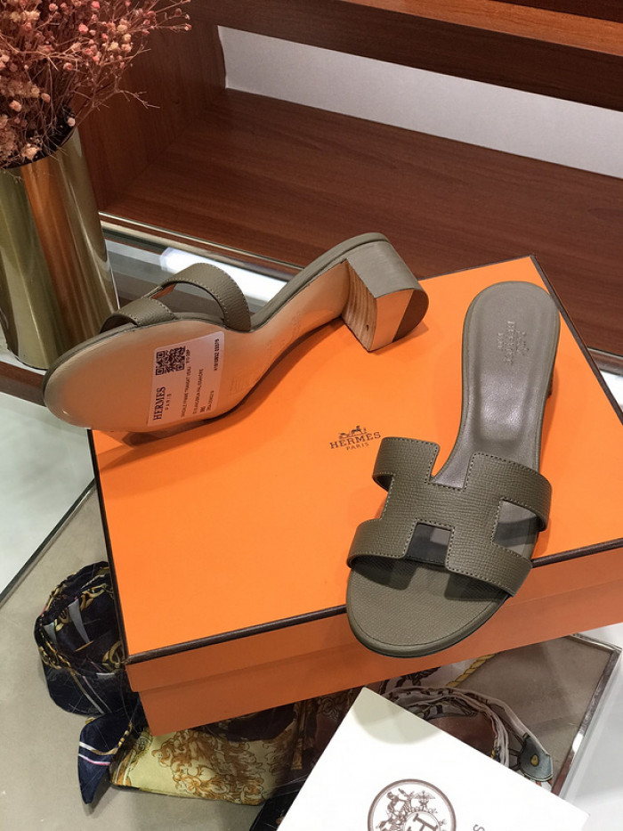 herme* sandal 53