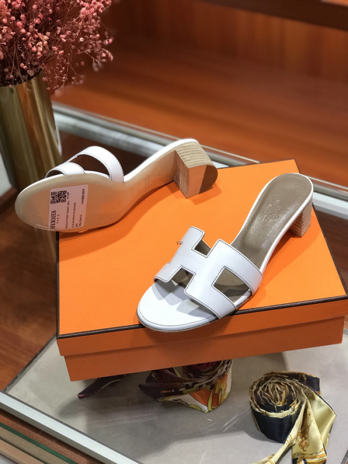 herme* sandal 56