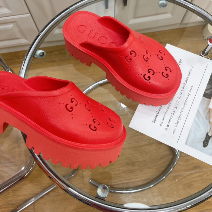G*u*i* sandal108