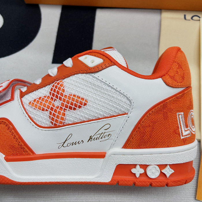 lv snekaers l000079
