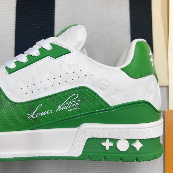 lv snekaers l000085