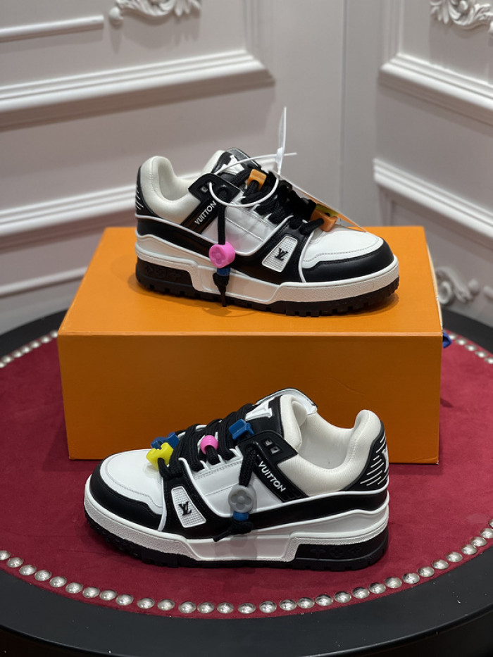 lv snekaers l000061