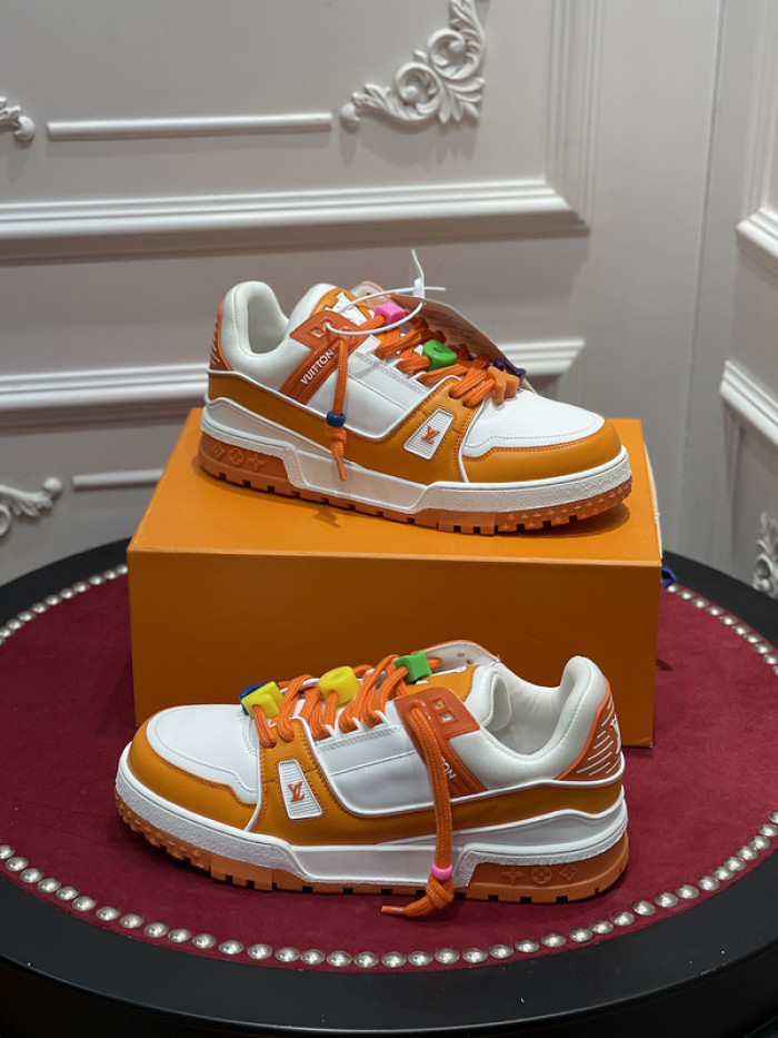 lv snekaers l000062