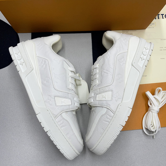 lv snekaers l0000109