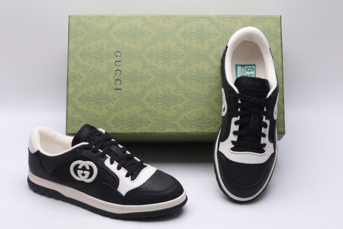 G*u*i* trainer sneaker96