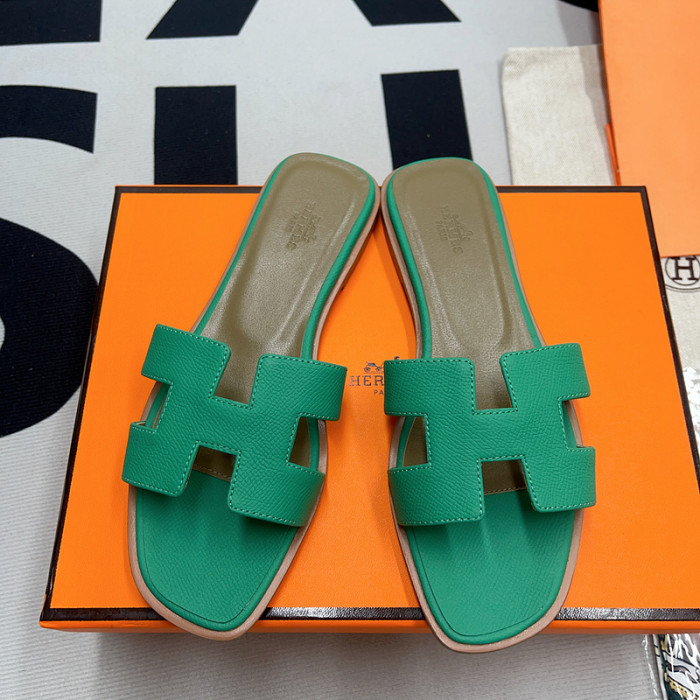 herme* sandal 23