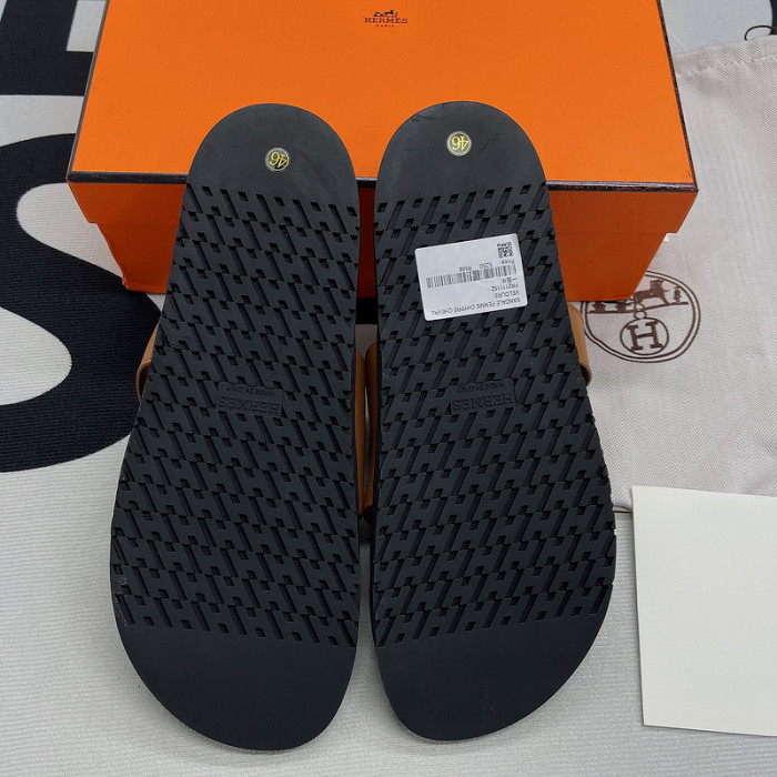 herme* sandal 42