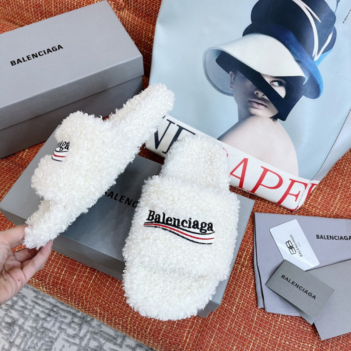 balenciag* sandal bs23