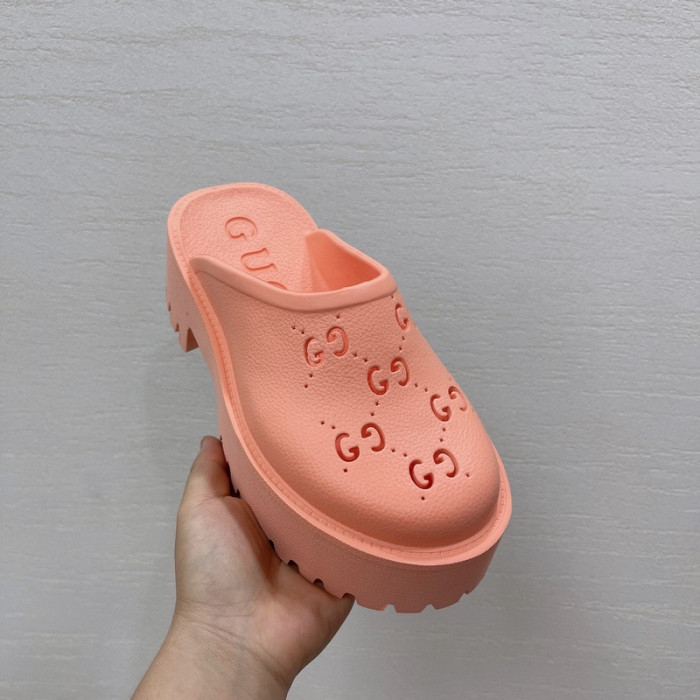 G*u*i* sandal110