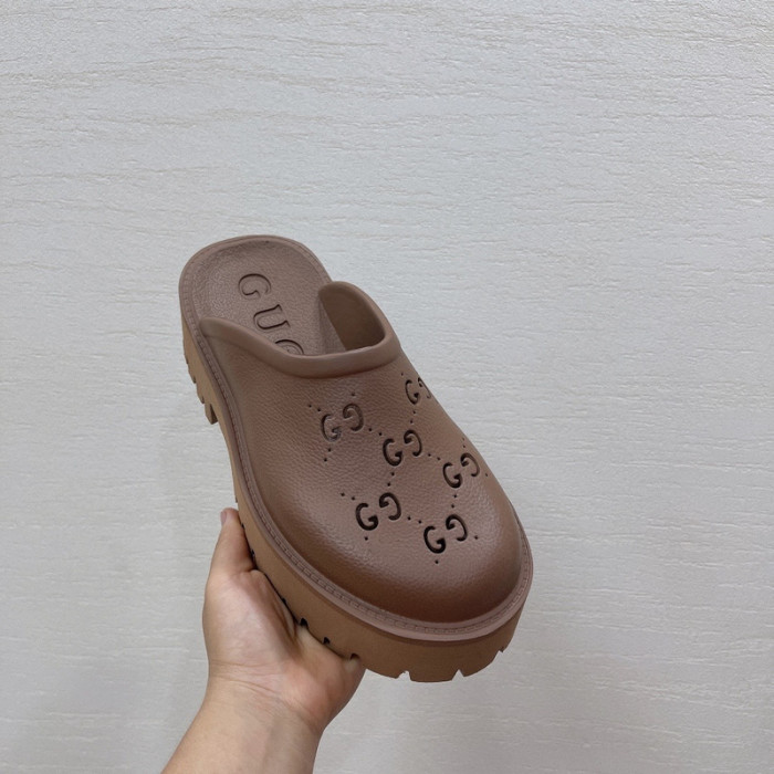 G*u*i* sandal111