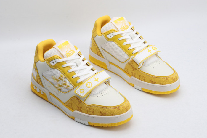lv snekaers l000057