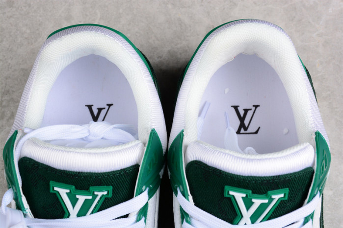 lv snekaers l000047