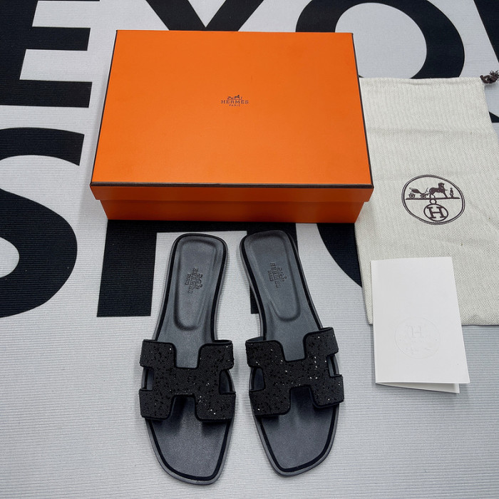 herme* sandal 28