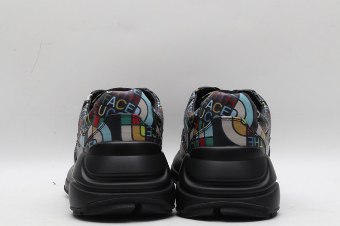 G*u*i* rhyton sneaker
