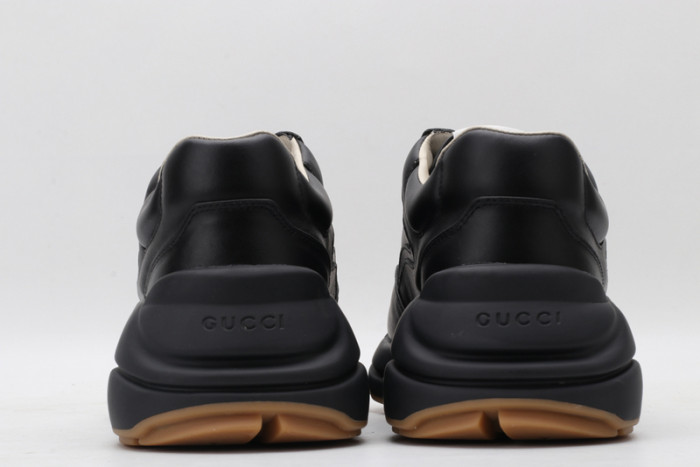 G*u*i* rhyton sneaker