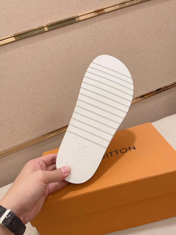 l&v sandal 79