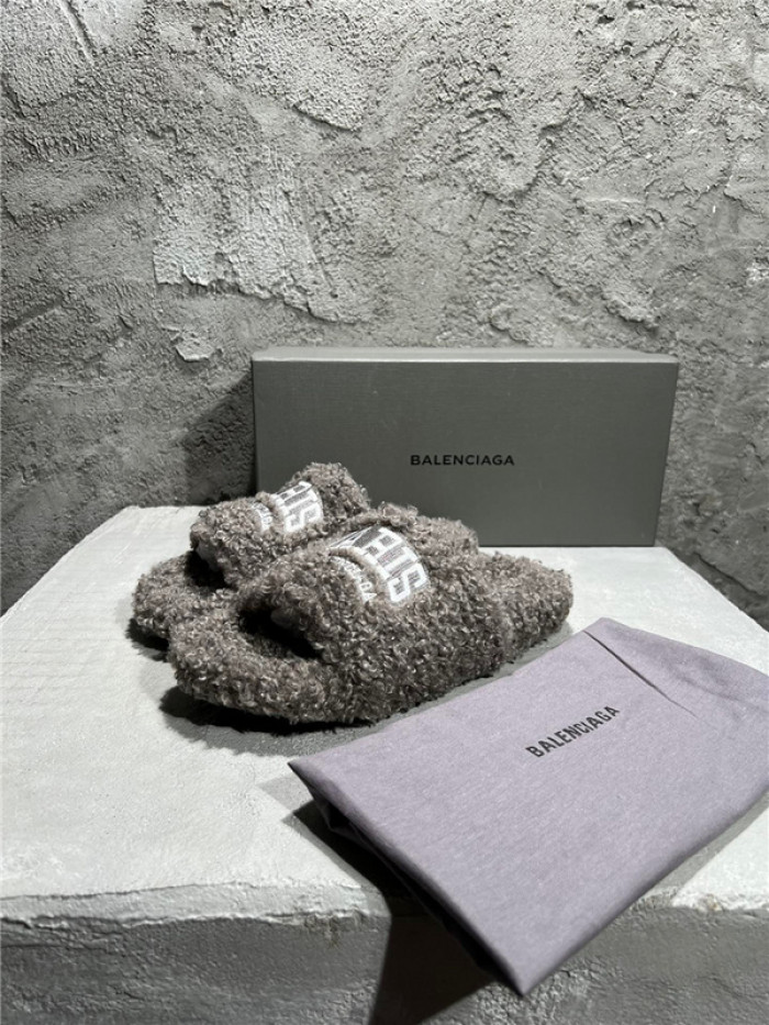 balenciag* sandal bs50