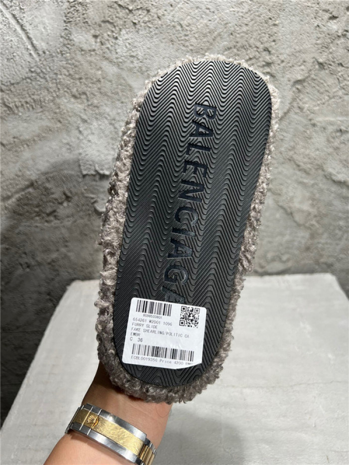 balenciag* sandal bs50